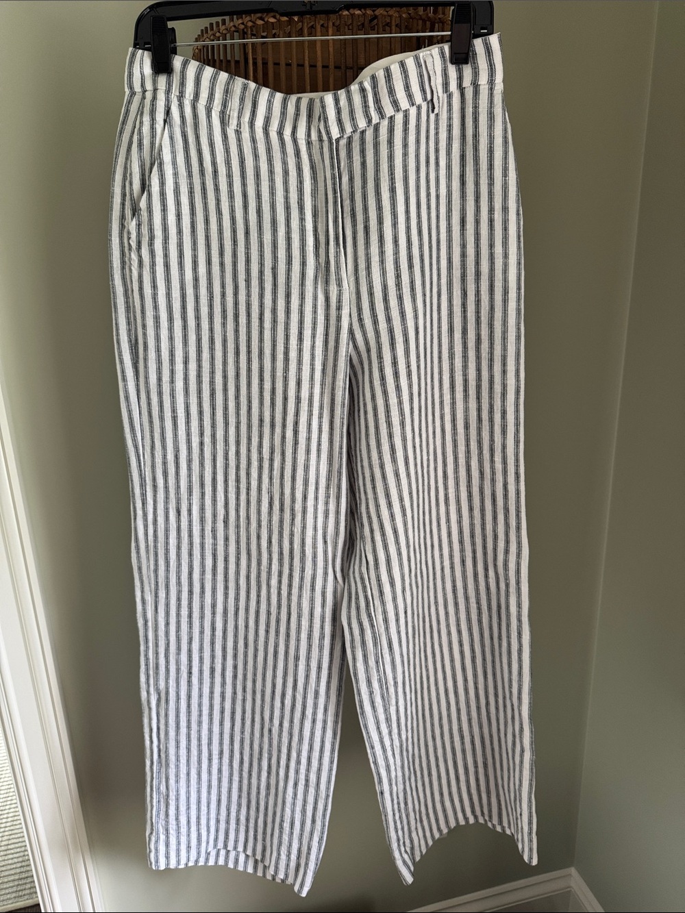 Women’s Charcoal Gray and White Striped Linen-Blend Pants